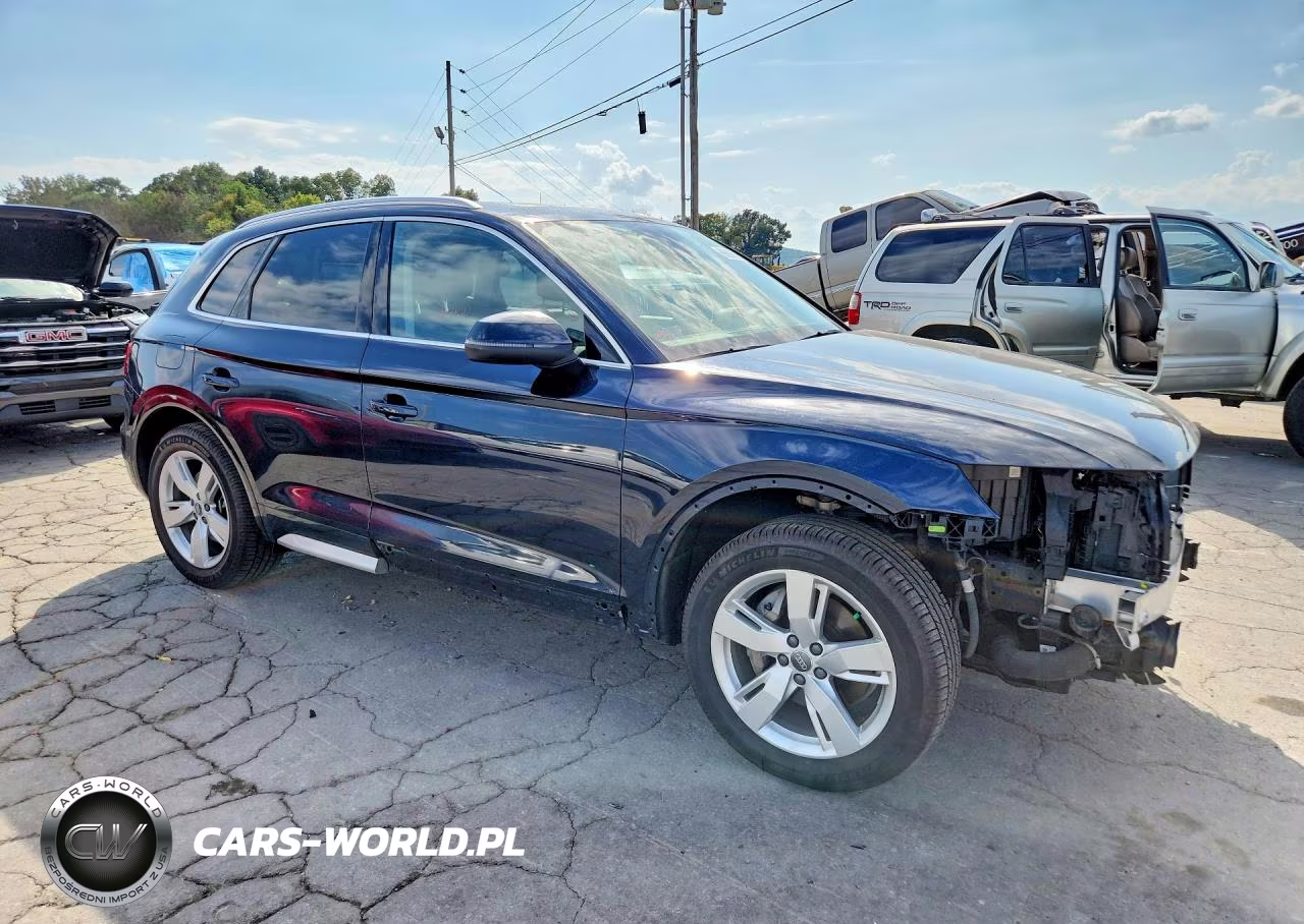 2018 Audi Q5 Premium Plus VIN:WA1BNAFY1J2033778 - 4