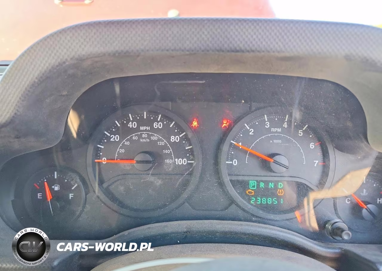 2009 Jeep Wrangler Unlimited X VIN:1J4GZ39149L726984 - 9