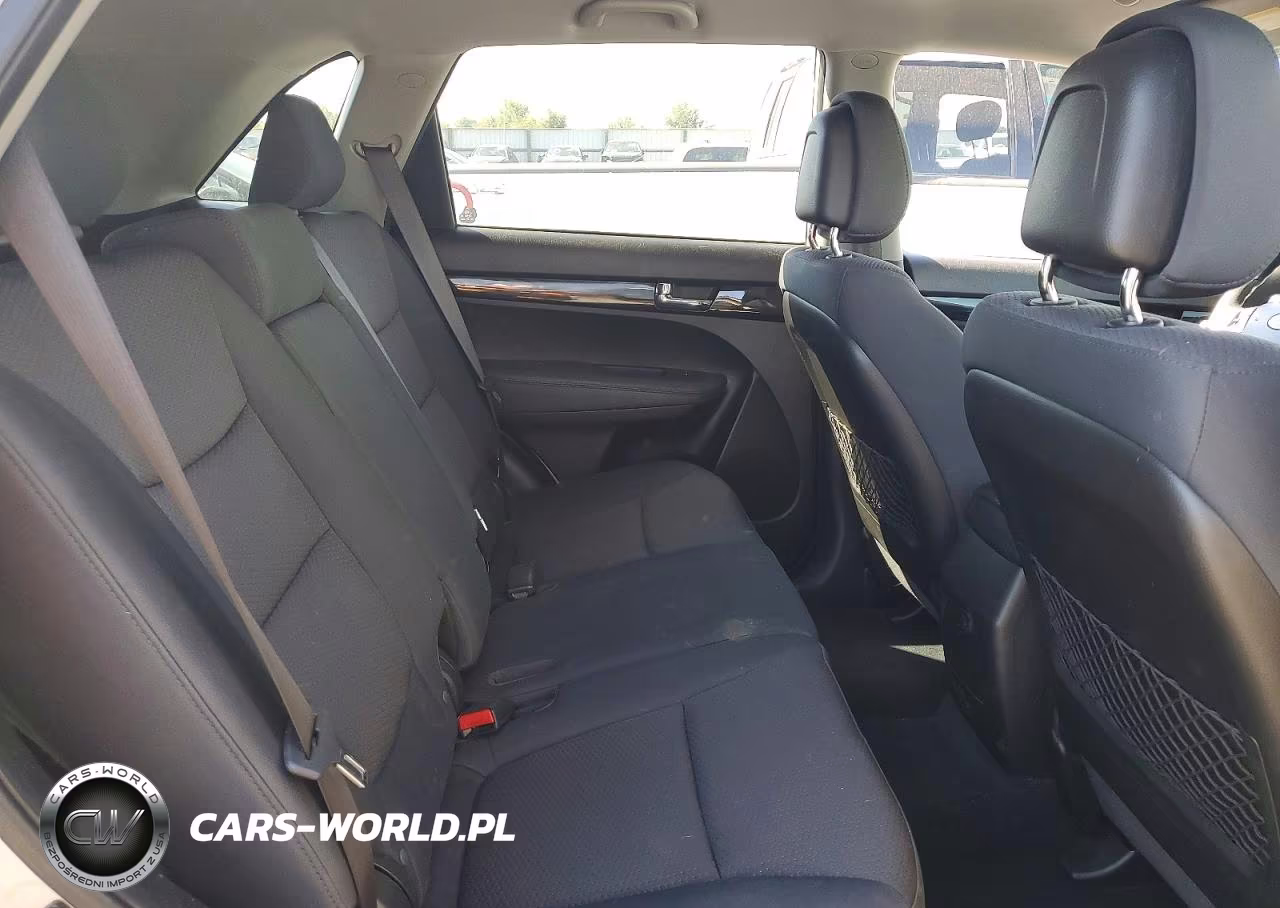 2011 Kia Sorento Lx VIN:5XYKT3A19BG082672 - 11