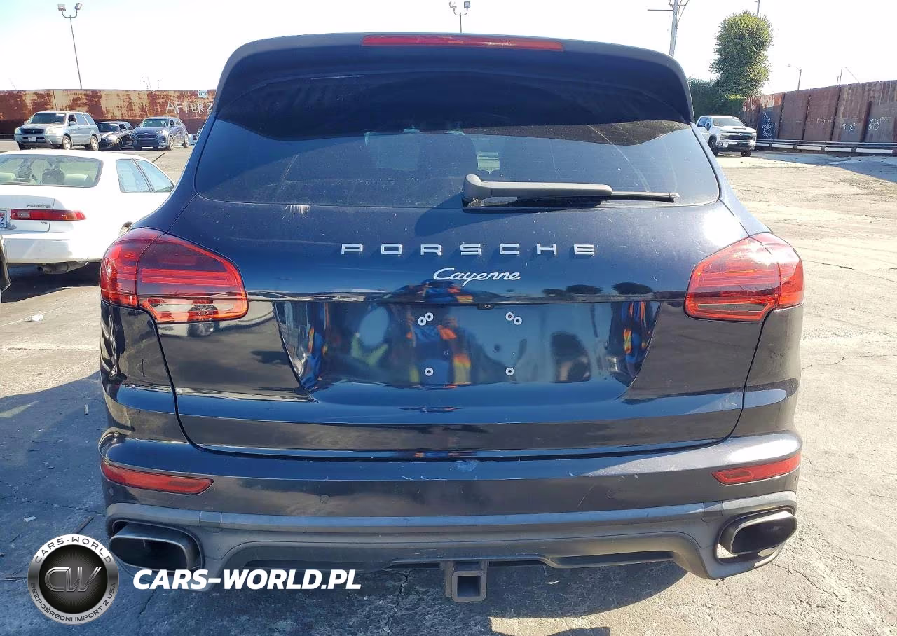 2016 Porsche Cayenne VIN:WP1AF2A27GKA40944 - 6
