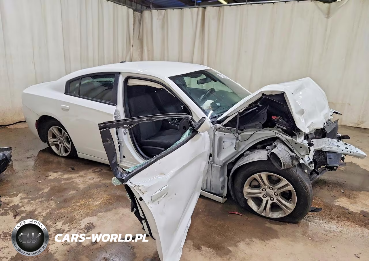 2022 Dodge Charger Sxt VIN:2C3CDXBG3NH261649 - 4