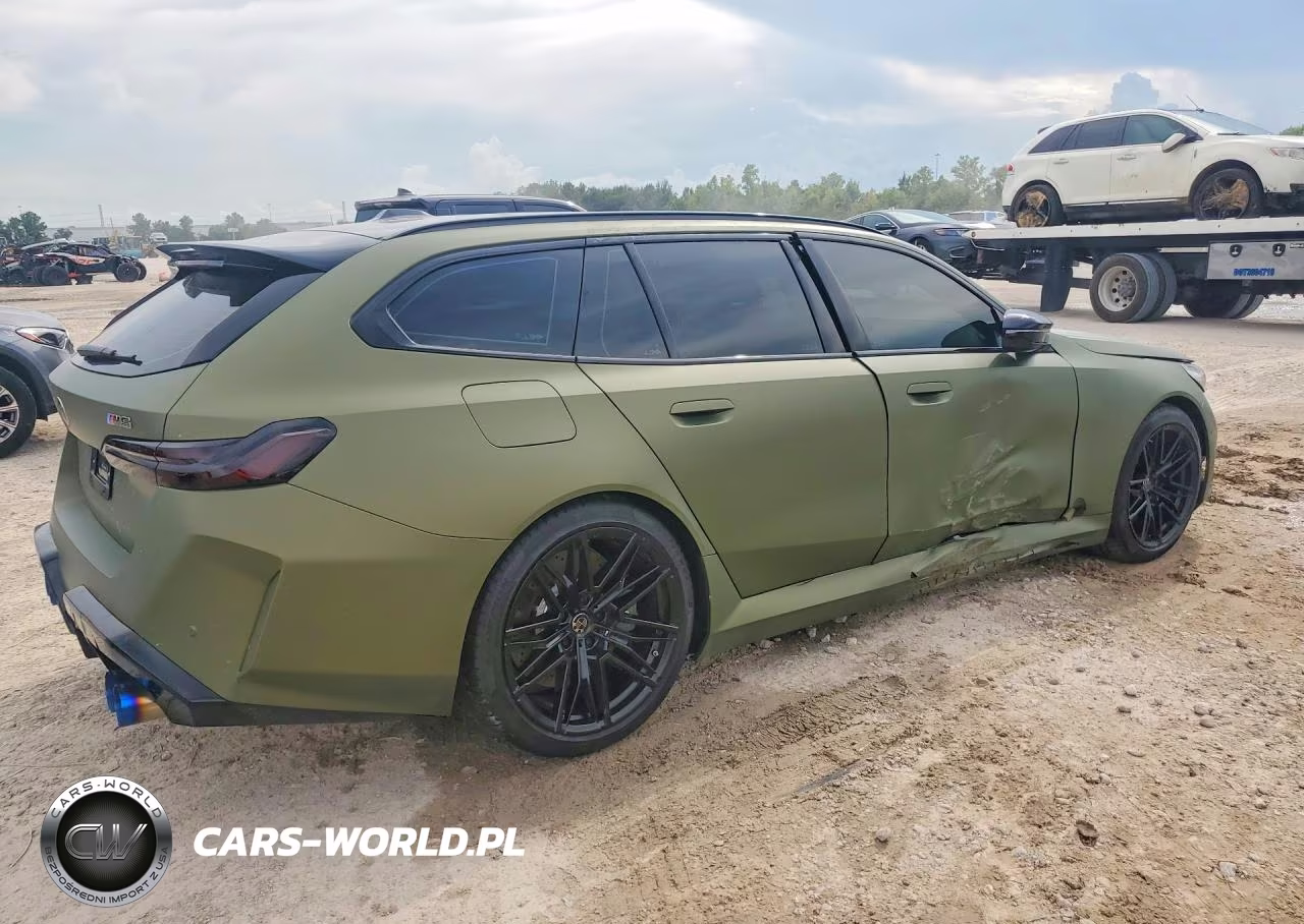 2026 BMW M5 Touring VIN:WBS83GV09TCX03202 - 3