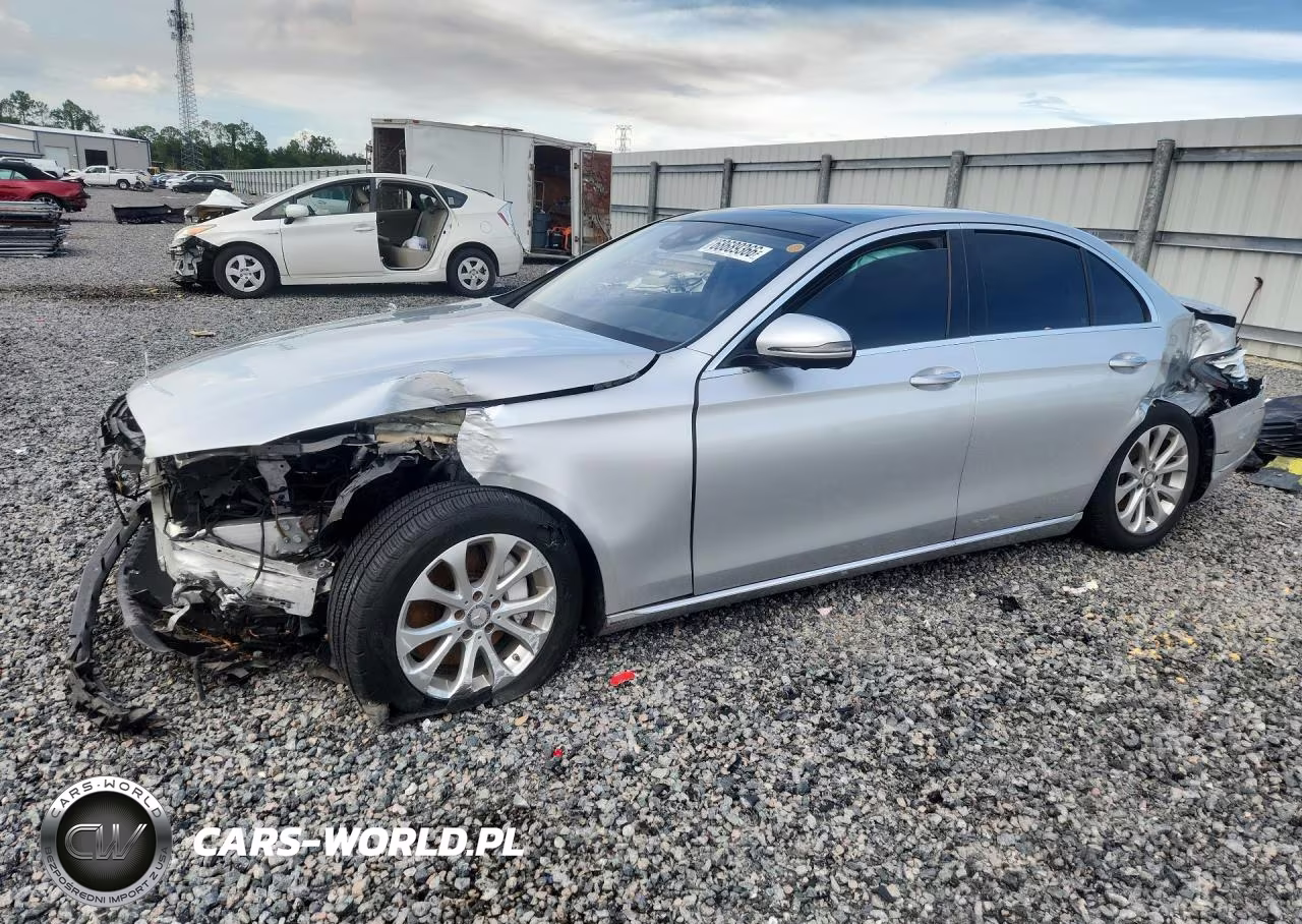 2017 Mercedes-Benz E 300 4Matic