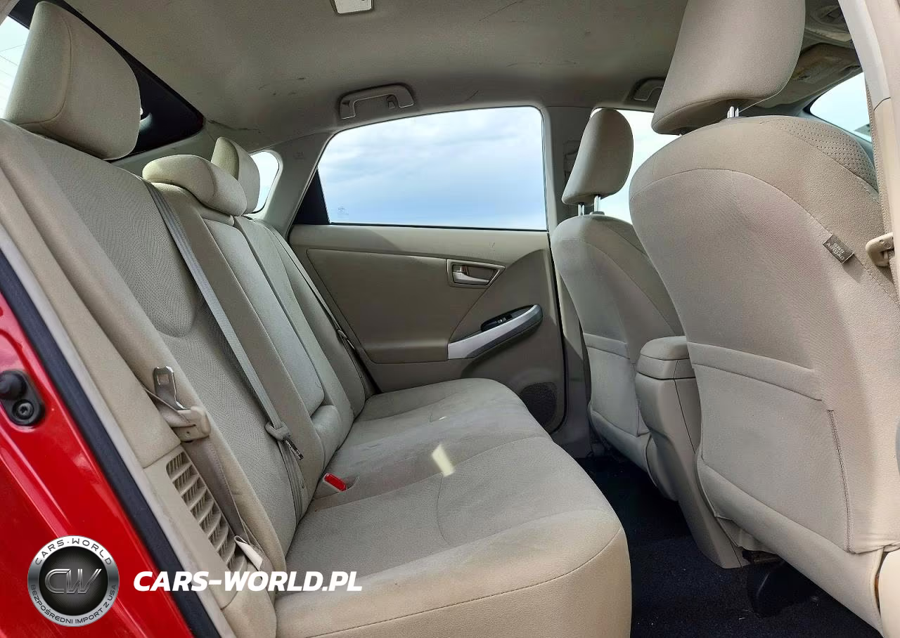 2012 Toyota Prius Two VIN:JTDKN3DU2C5407737 - 10