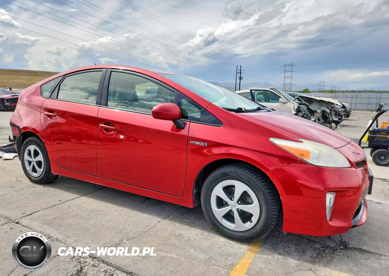 2012 Toyota Prius Two VIN:JTDKN3DU2C5407737 - 4