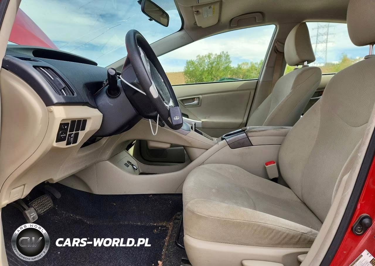 2012 Toyota Prius Two VIN:JTDKN3DU2C5407737 - 7