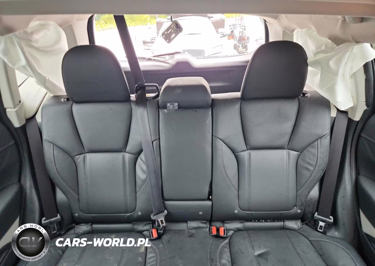 2024 Subaru Forester Limited VIN:JF2SKALC5RH414065 - 10