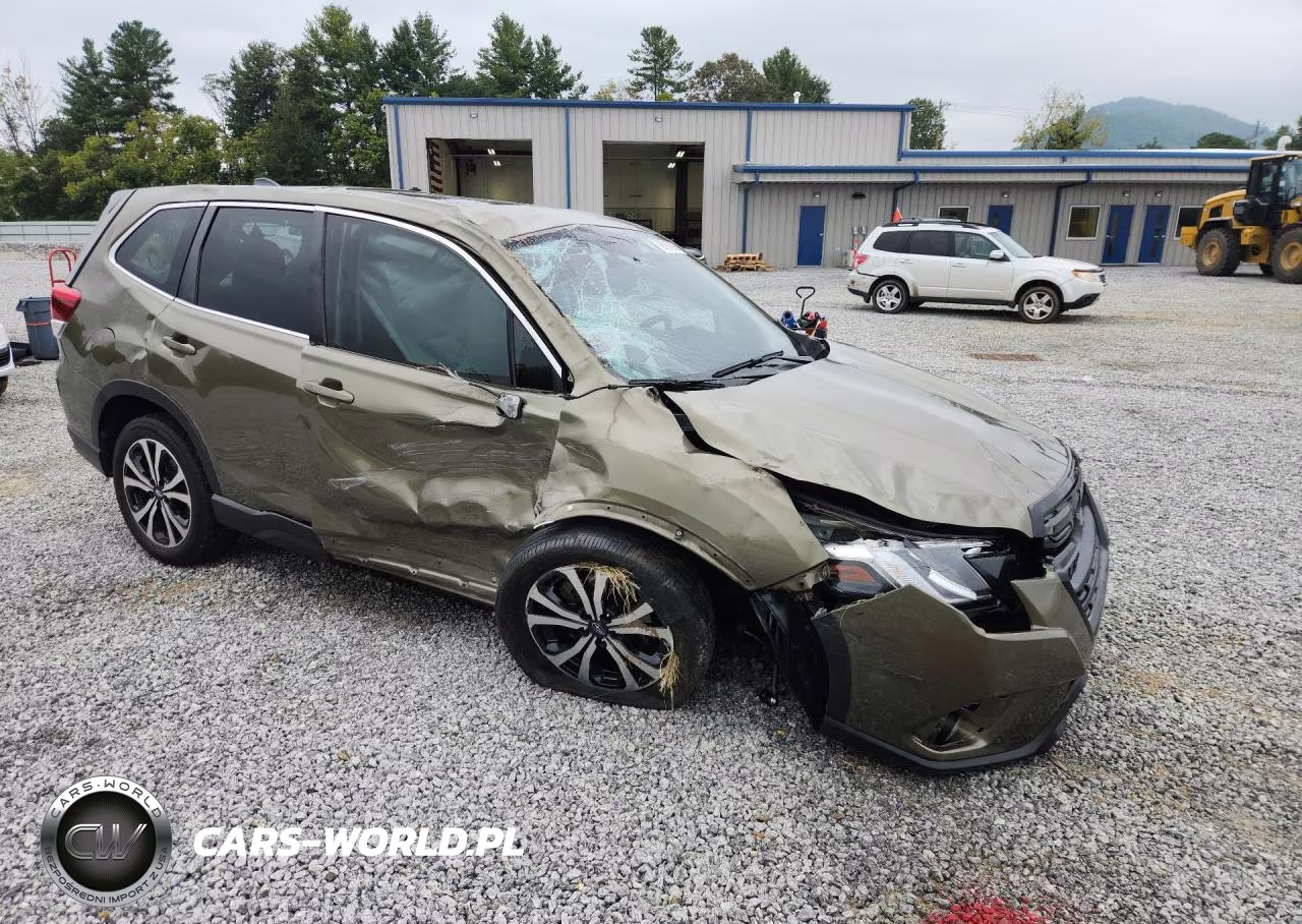 2024 Subaru Forester Limited VIN:JF2SKALC5RH414065 - 4