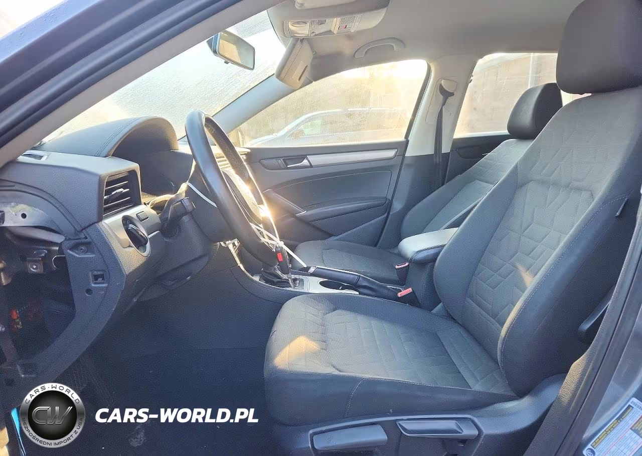 2021 Volkswagen Passat S VIN:1VWAA7A34MC009384 - 7
