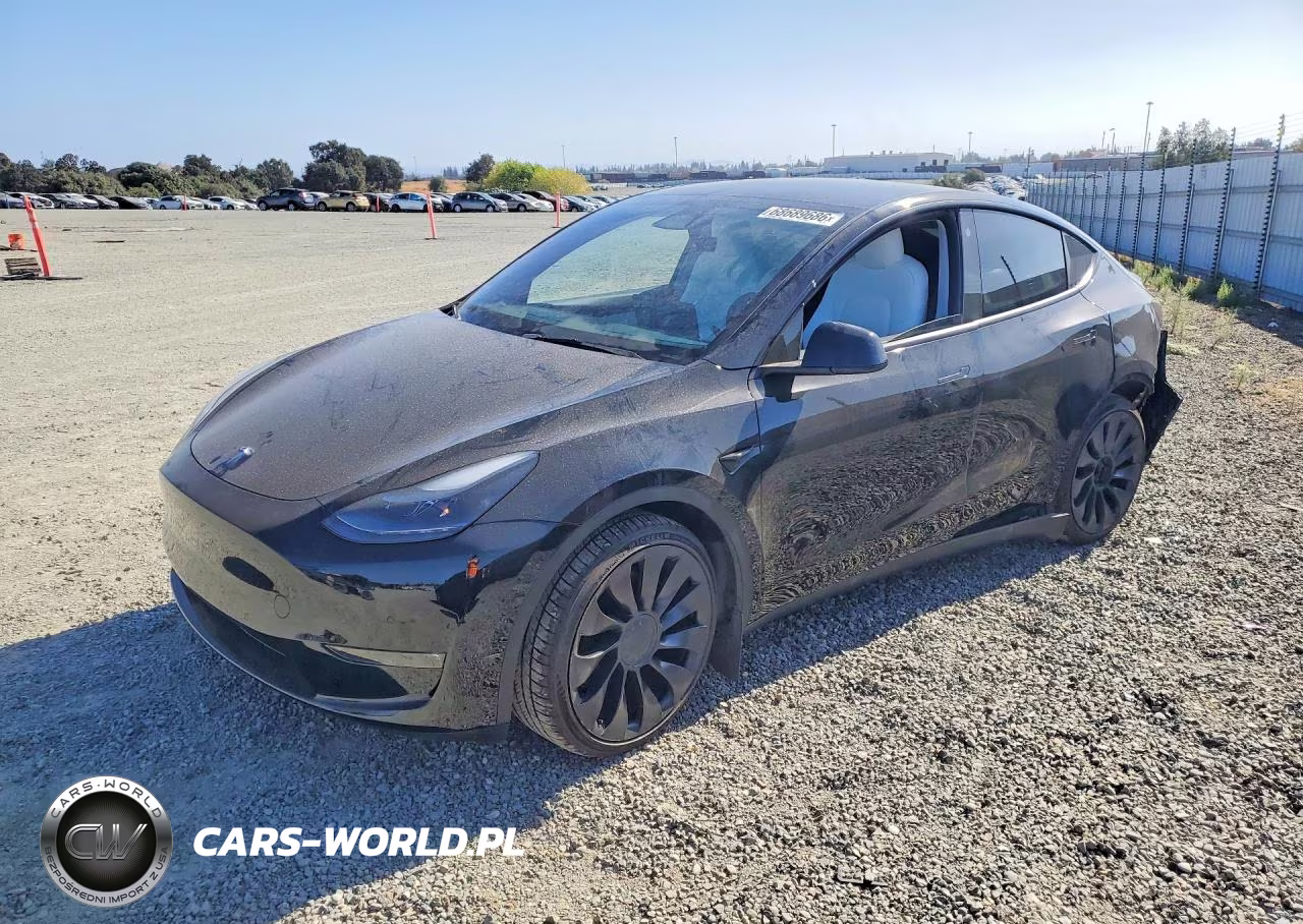 2022 Tesla Model Y VIN:7SAYGDEF2NF414203 - 1