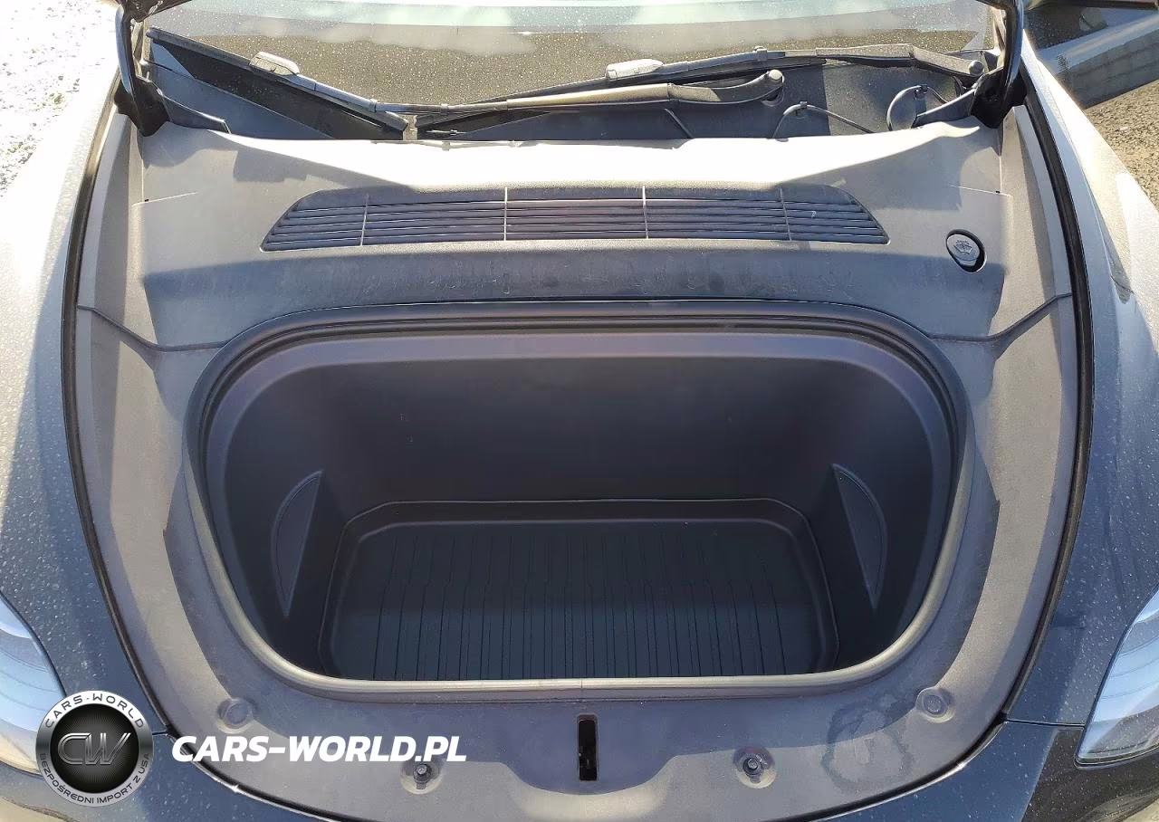 2022 Tesla Model Y VIN:7SAYGDEF2NF414203 - 12