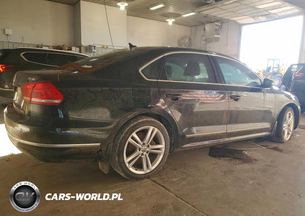 2015 Volkswagen Passat Se VIN:1VWBS7A3XFC012701 - 3