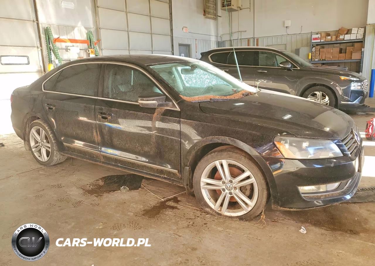 2015 Volkswagen Passat Se VIN:1VWBS7A3XFC012701 - 4