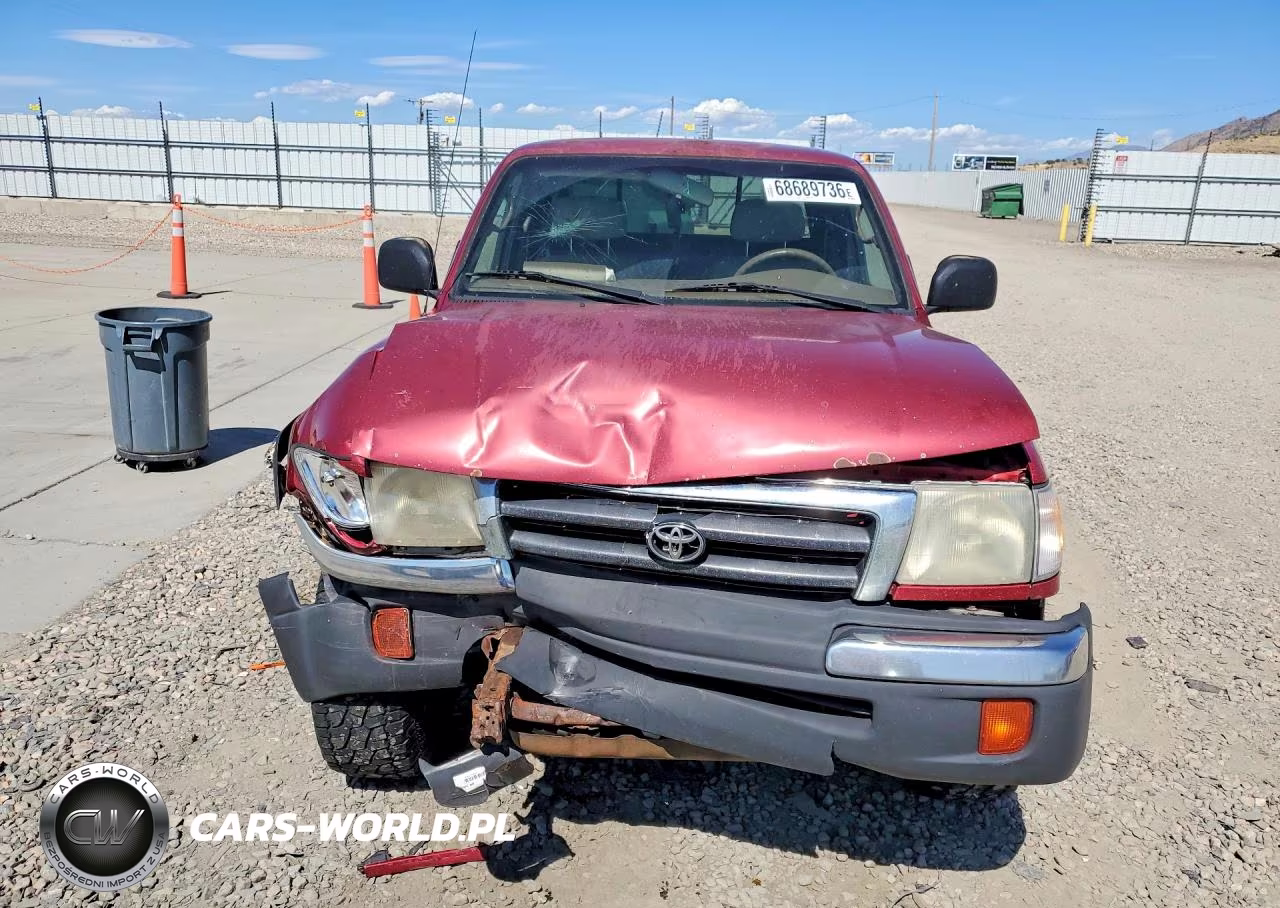 2000 Toyota Tacoma V6 VIN:4TAWN72N8YZ621146 - 5