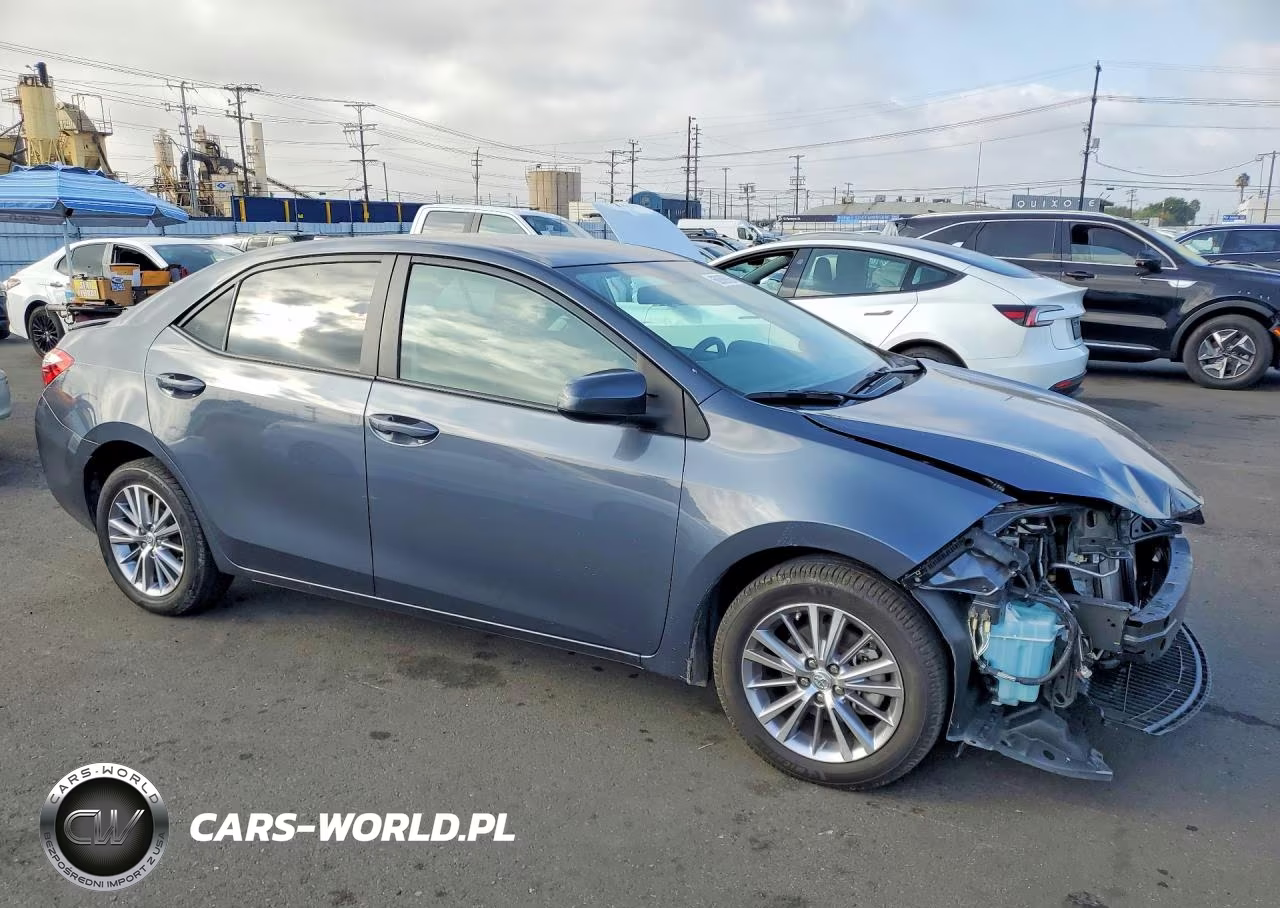 2014 Toyota Corolla Le Plus VIN:5YFBURHE3EP060305 - 4