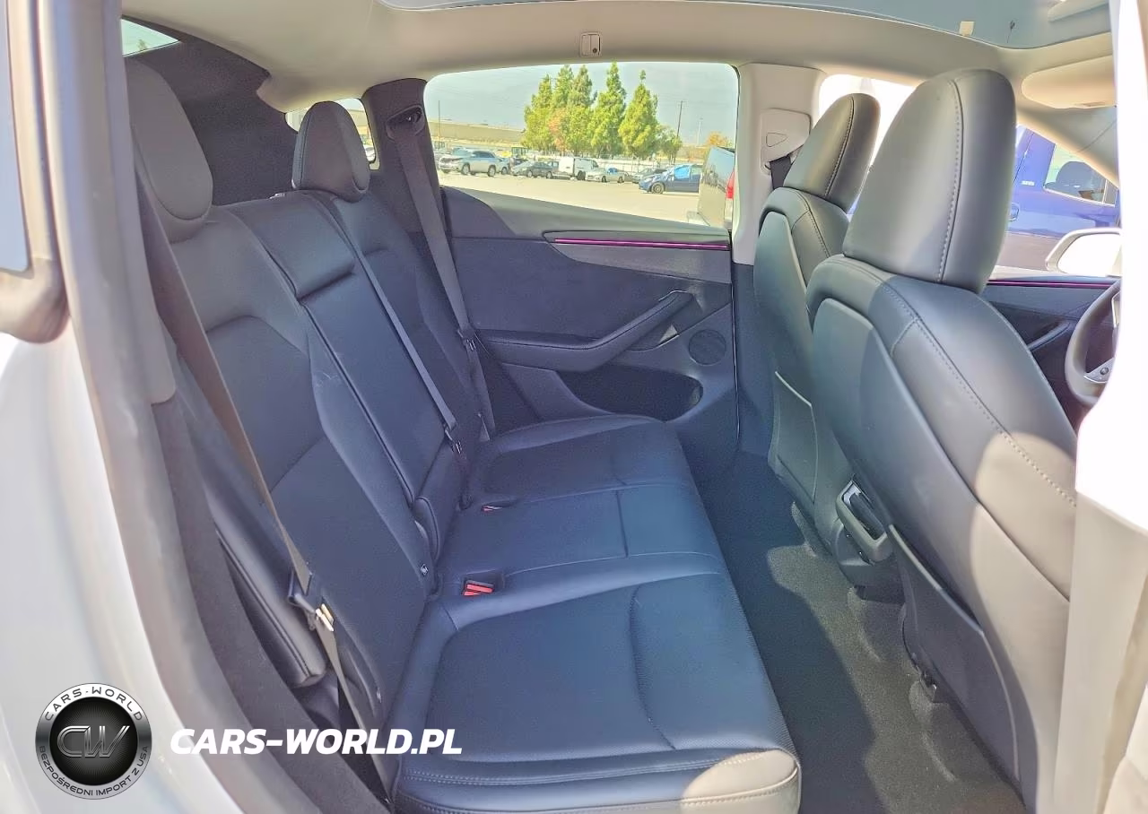 2026 Tesla Model Y VIN:7SAYGDEE3TF365842 - 11