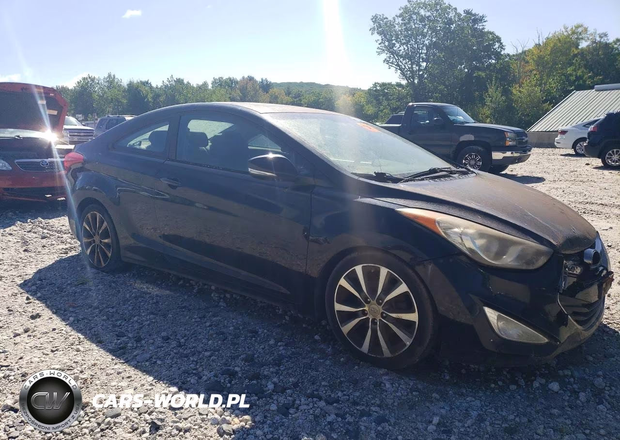 2013 Hyundai Elantra Coupe Se VIN:KMHDH6AE2DU002768 - 4