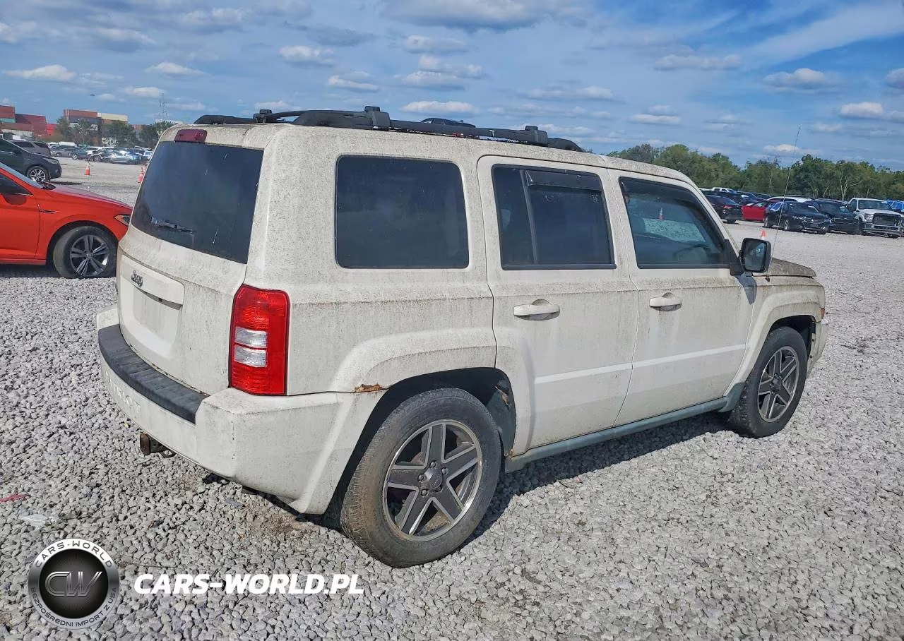 2010 Jeep Patriot Sport VIN:1J4NF2GB6AD572931 - 3