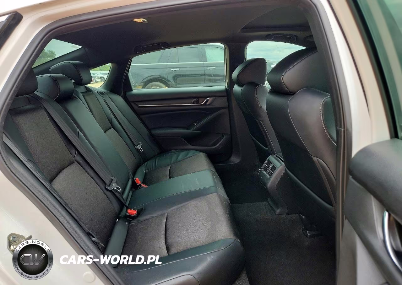 2018 Honda Accord Sport VIN:1HGCV2F36JA025123 - 10