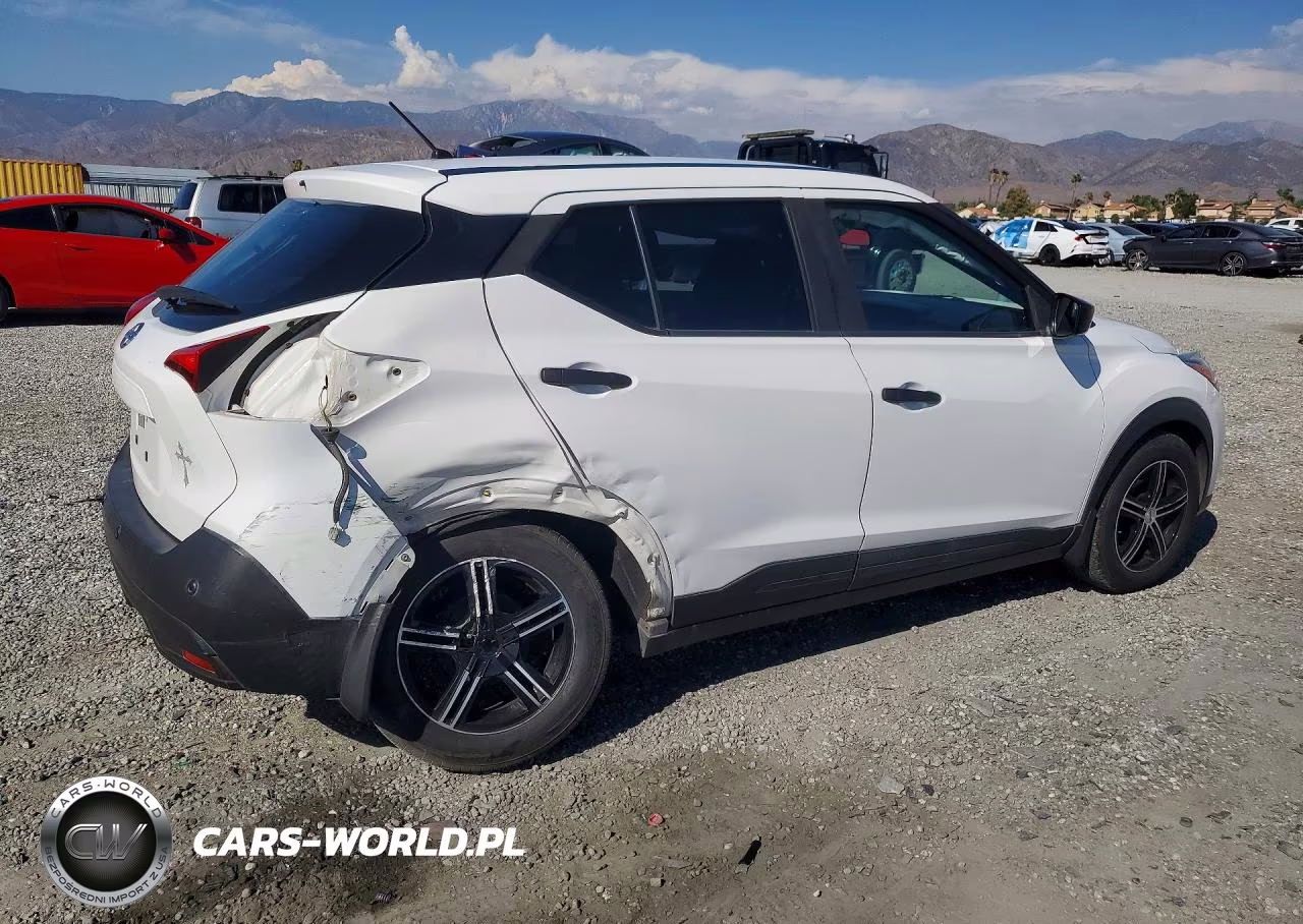 2020 Nissan Kicks S VIN:3N1CP5BV5LL503614 - 3