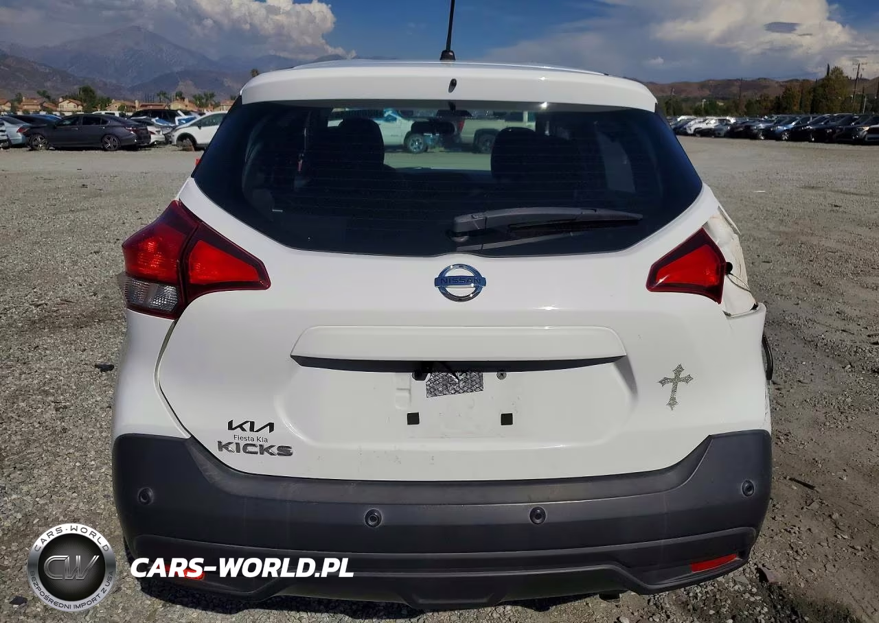 2020 Nissan Kicks S VIN:3N1CP5BV5LL503614 - 6