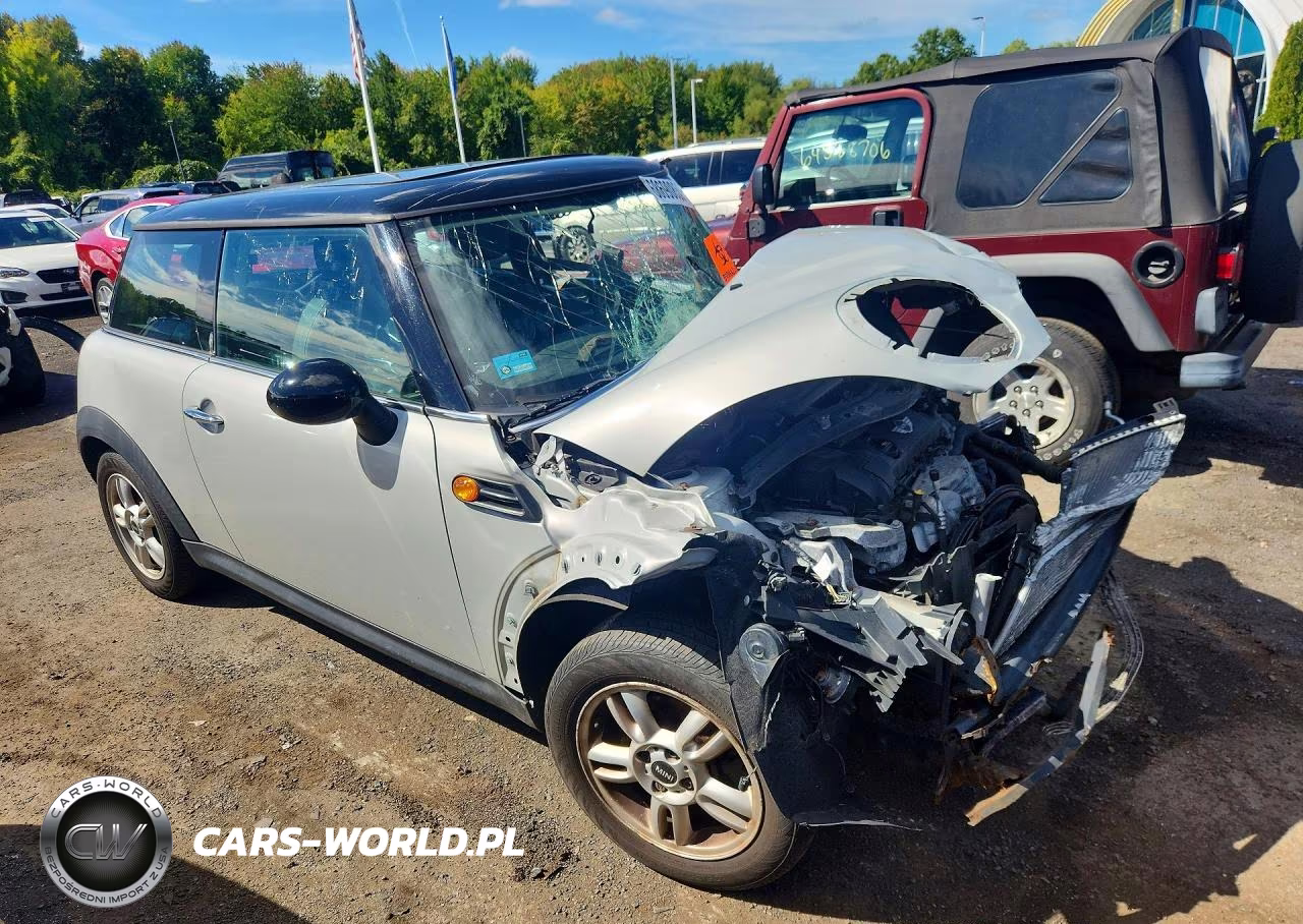 2012 Mini Cooper VIN:WMWSU3C50CT369673 - 4