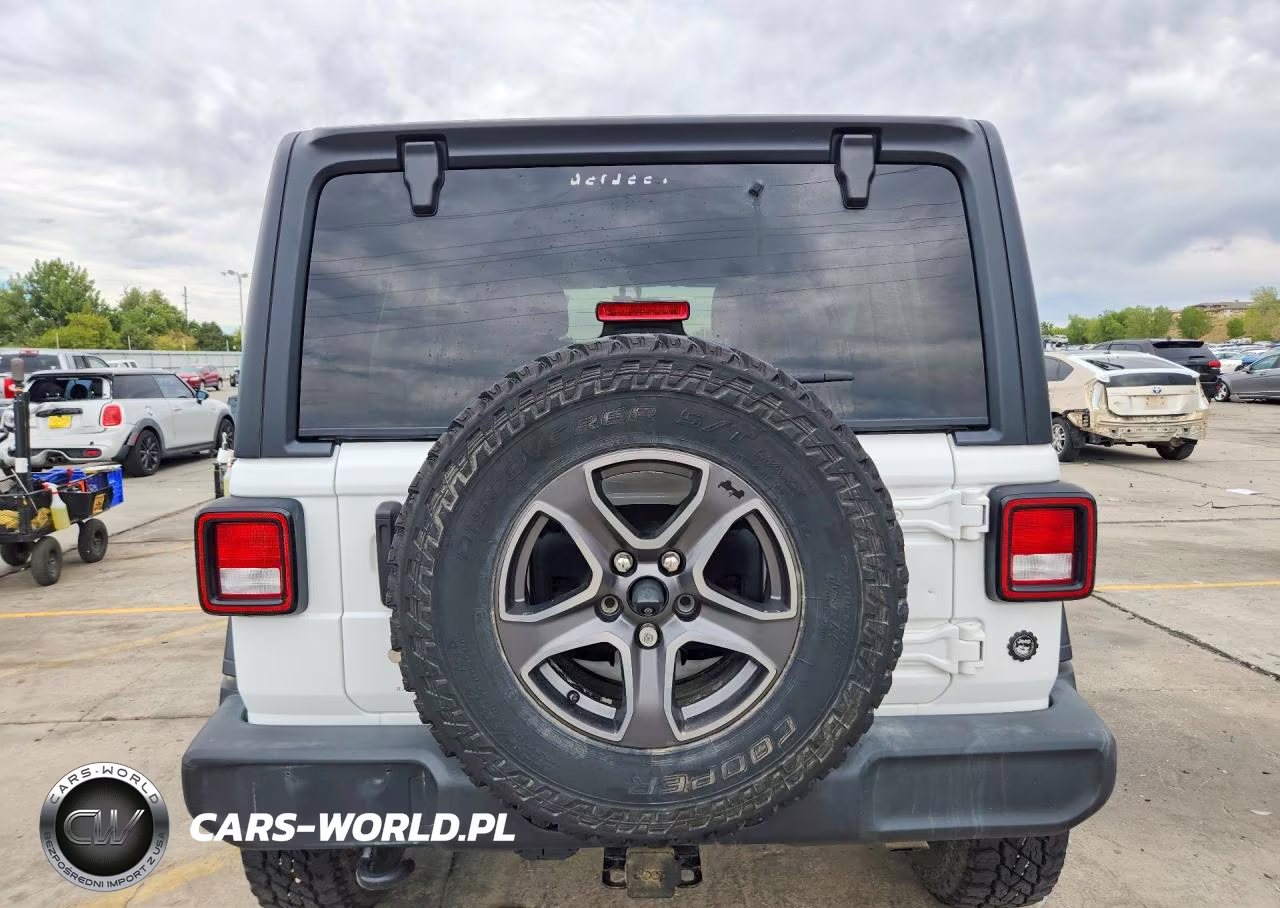 2018 Jeep Wrangler Unlimited Sport VIN:1C4HJXDG8JW134107 - 6