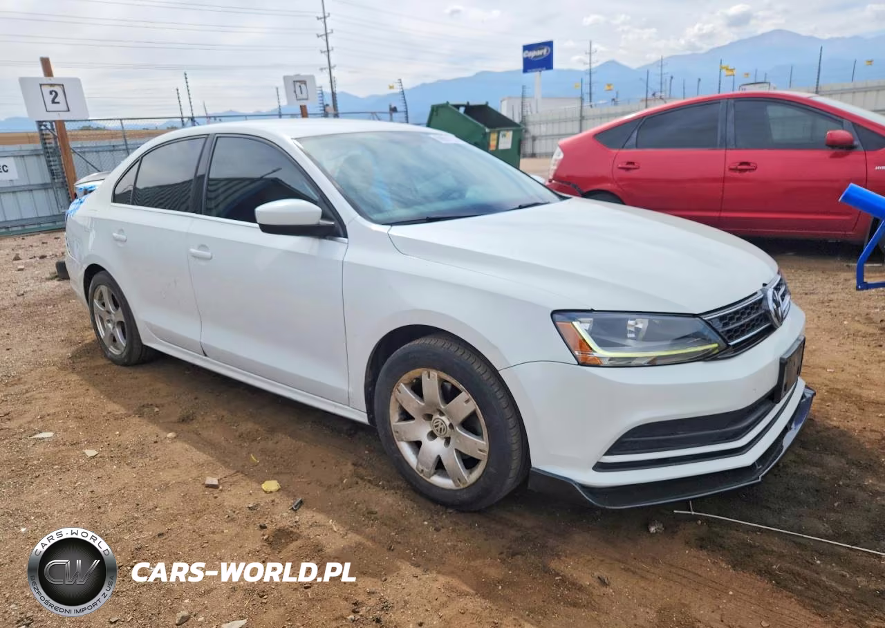 2017 Volkswagen Jetta S VIN:3VW2B7AJ7HM241238 - 4