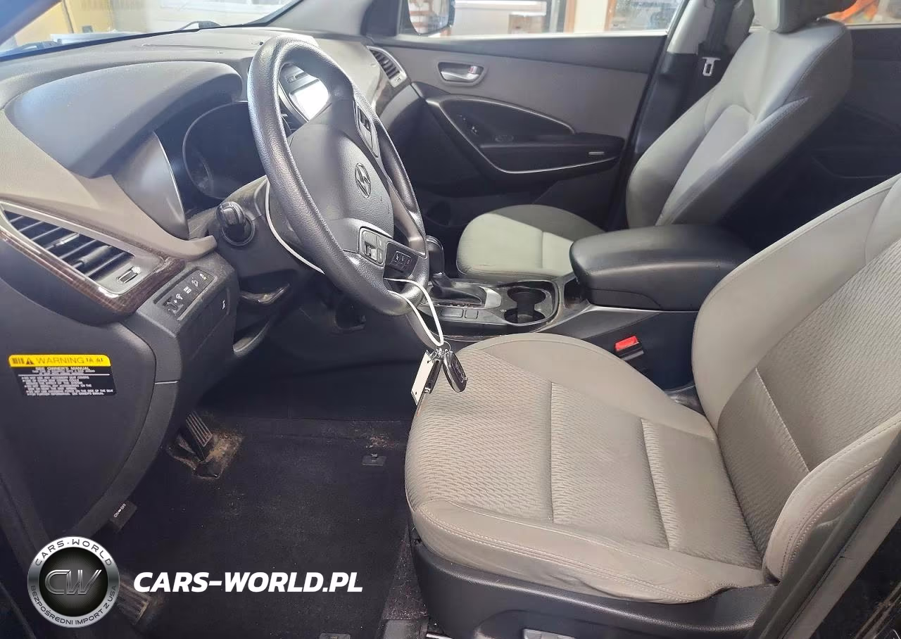 2017 Hyundai Santa Fe Se VIN:KM8SMDHF8HU185721 - 7