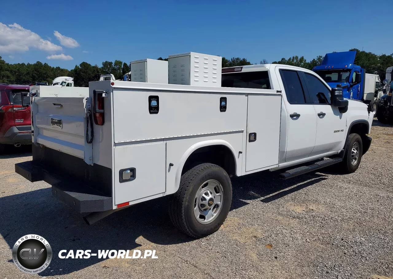 2024 Chevrolet Silverado C2500 Heavy Duty VIN:1GB2WLE78RF392691 - 3