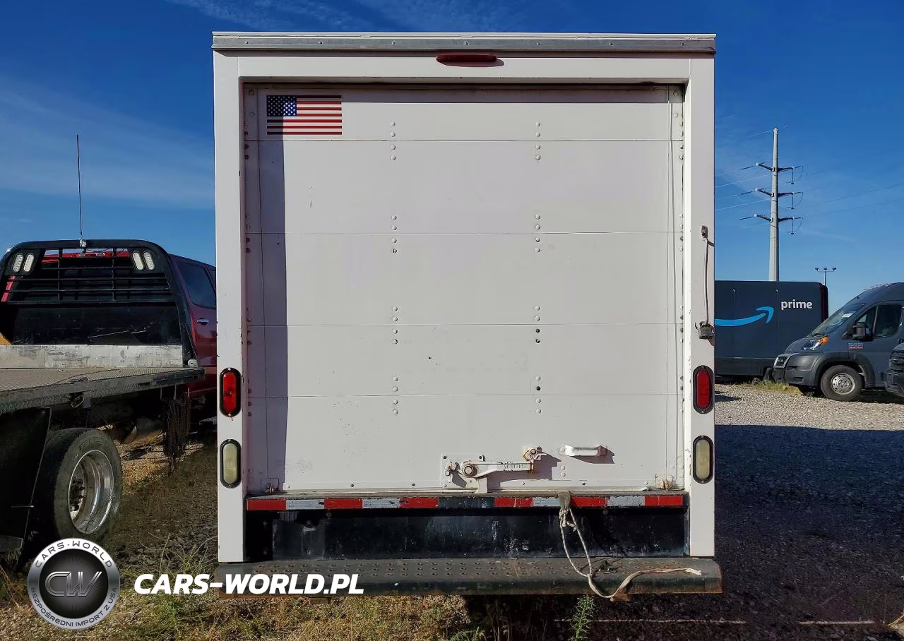 2015 GMC Savana Cutaway G3500 VIN:1GD072CF8F1181211 - 6