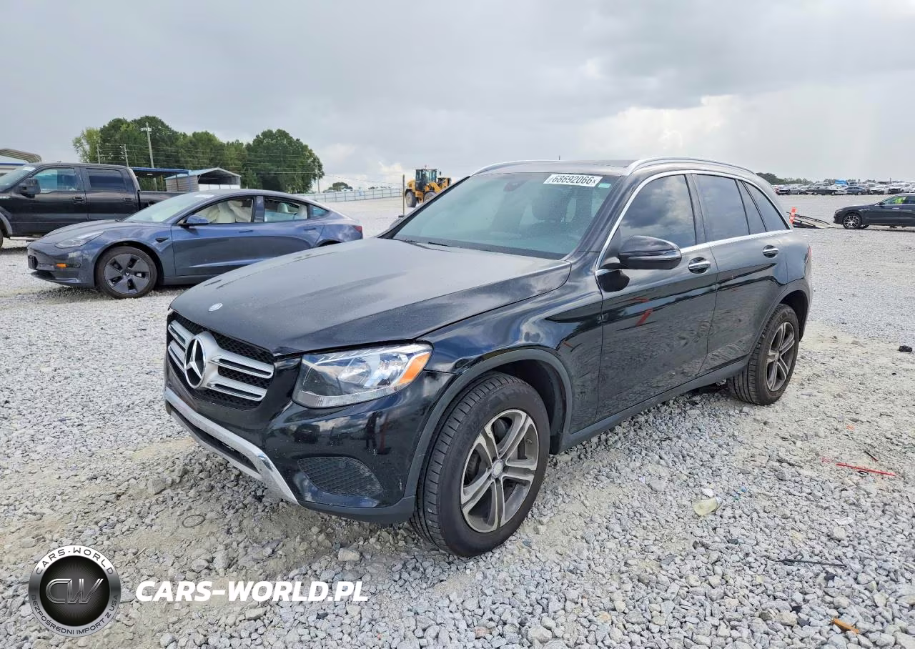 2017 Mercedes-Benz Glc 300 – zdjęcie 1 z 13
