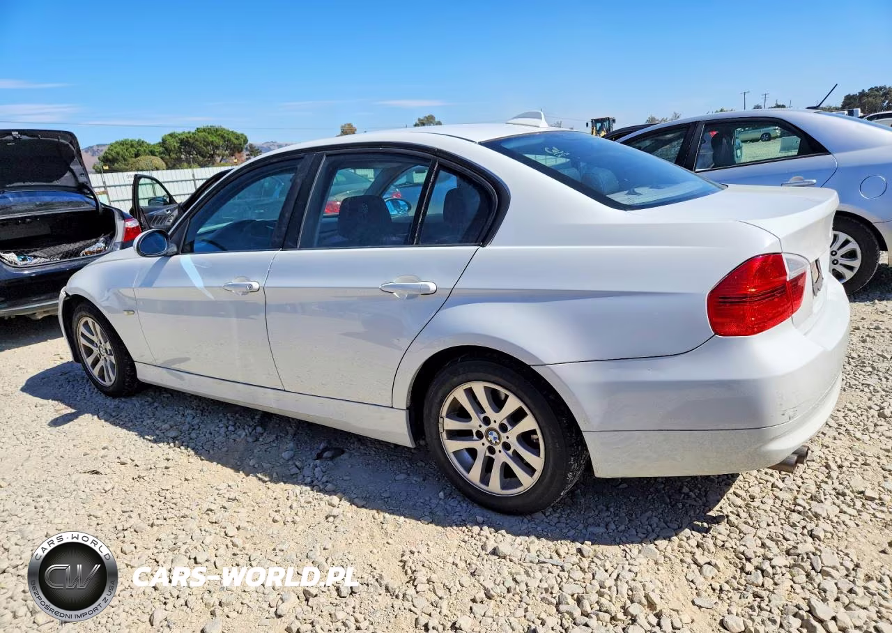 2007 BMW 328 I VIN:WBAVA33557P140037 - 2