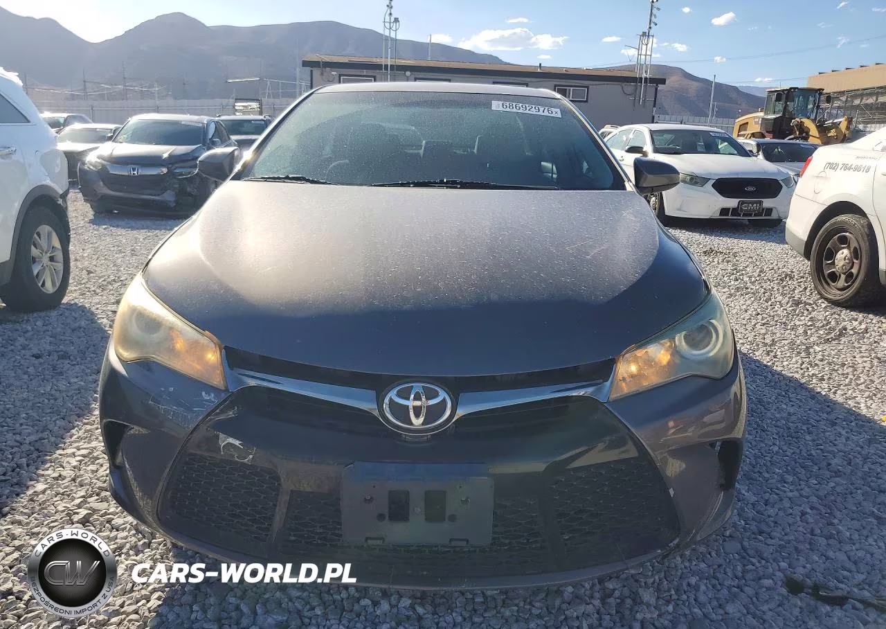 2017 Toyota Camry Le VIN:4T1BF1FK2HU350901 - 5
