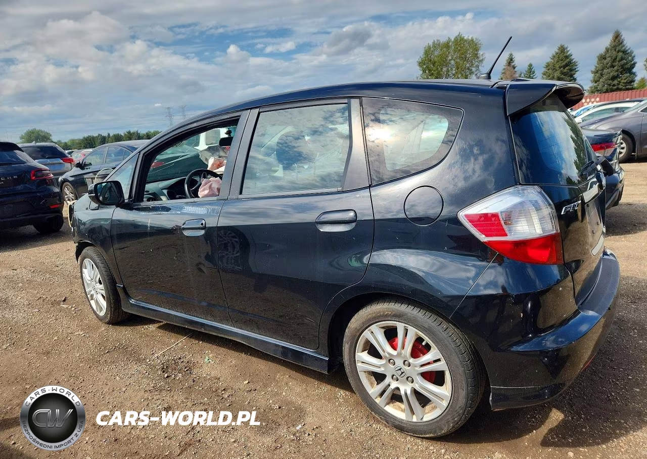 2011 Honda Fit Sport VIN:JHMGE8H55BC014264 - 2