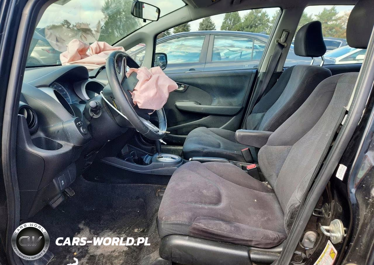 2011 Honda Fit Sport VIN:JHMGE8H55BC014264 - 7