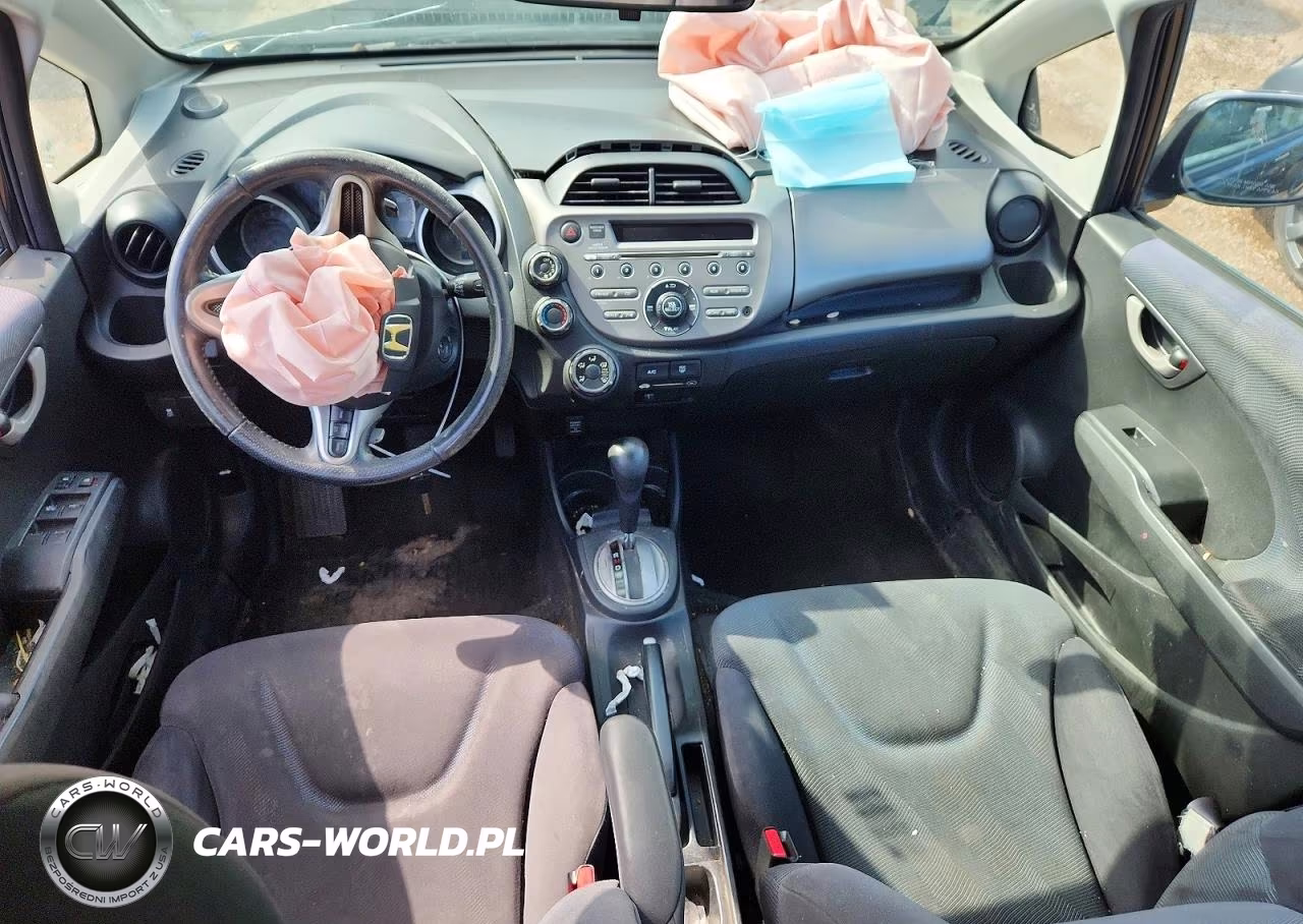 2011 Honda Fit Sport VIN:JHMGE8H55BC014264 - 8