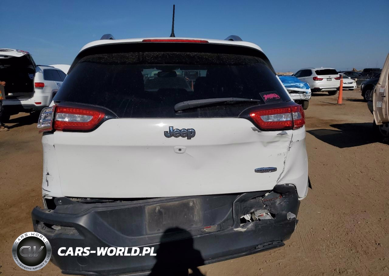 2015 Jeep Cherokee Latitude VIN:1C4PJMCB7FW633150 - 6