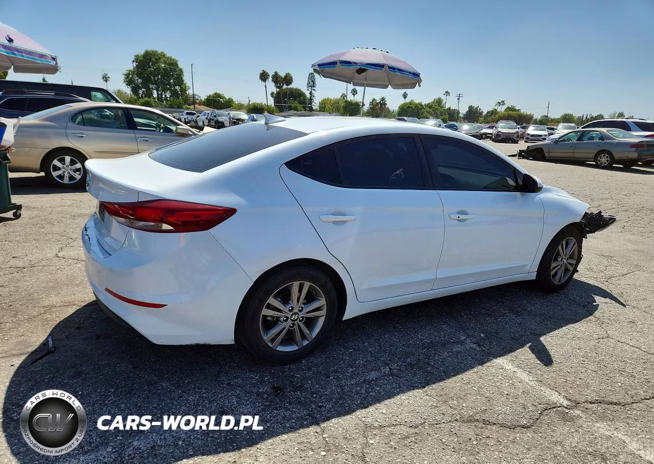 2018 Hyundai Elantra Value Edition VIN:5NPD84LFXJH399313 - 3