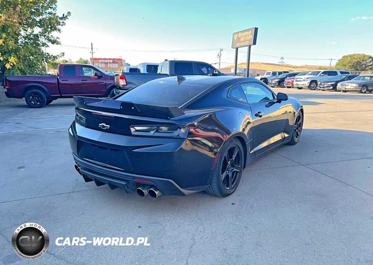 2017 Chevrolet Camaro Lt VIN:1G1FB1RS9H0127199 - 4