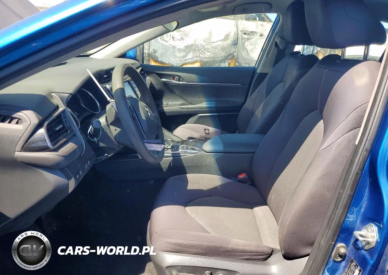 2020 Toyota Camry Le VIN:4T1C31AK0LU009865 - 7