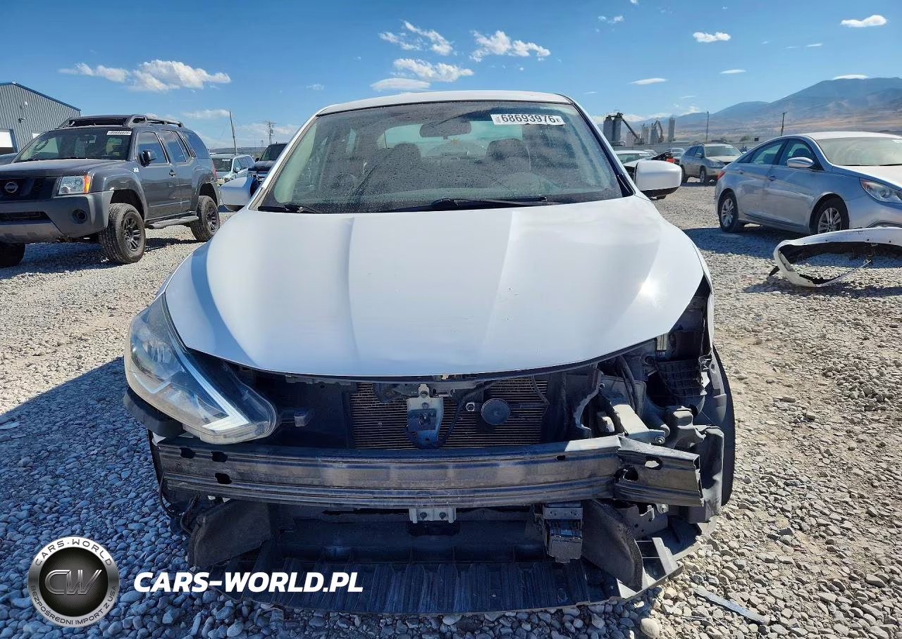 2018 Nissan Sentra S VIN:3N1AB7AP0JY282623 - 5