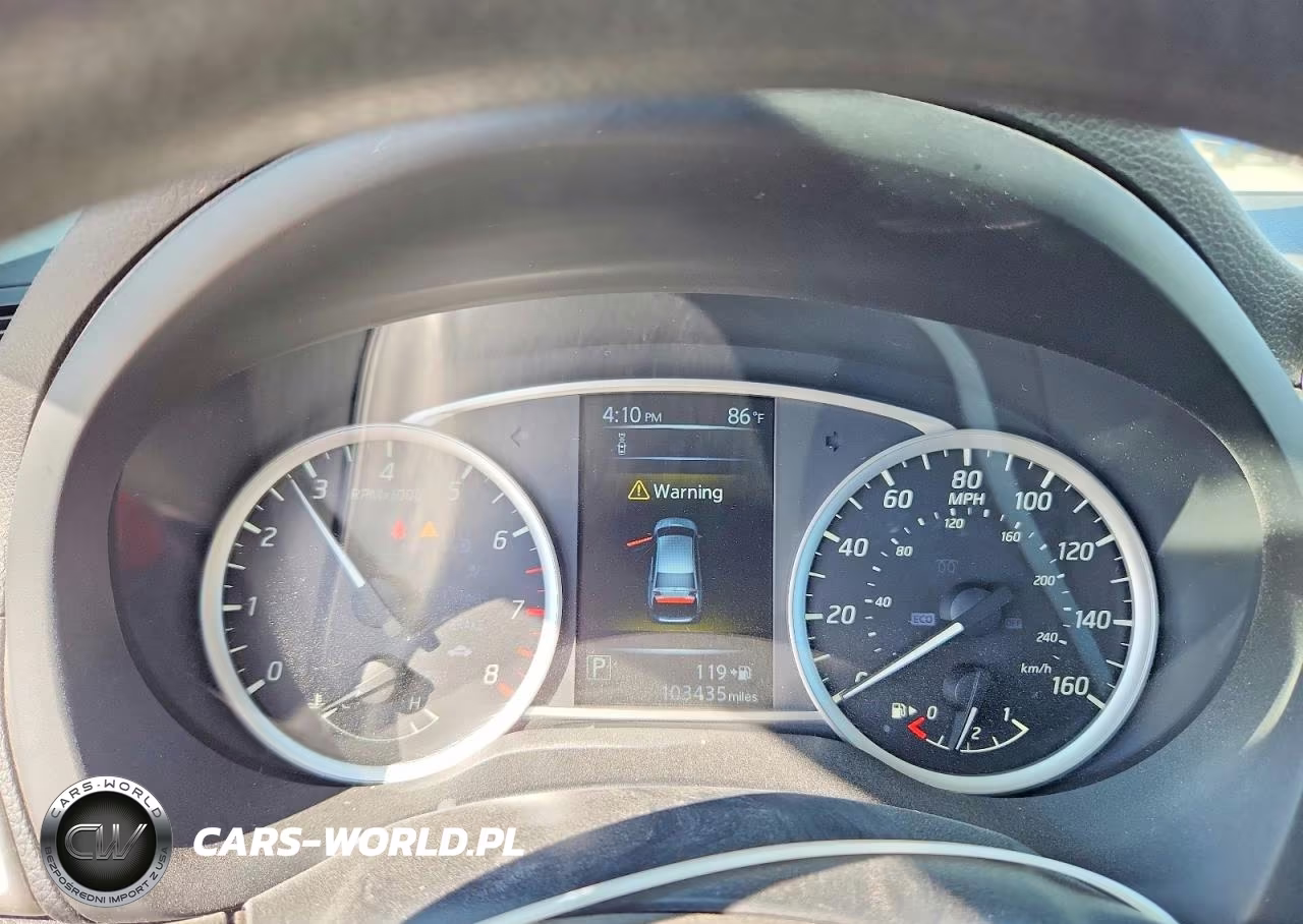2018 Nissan Sentra S VIN:3N1AB7AP0JY282623 - 9