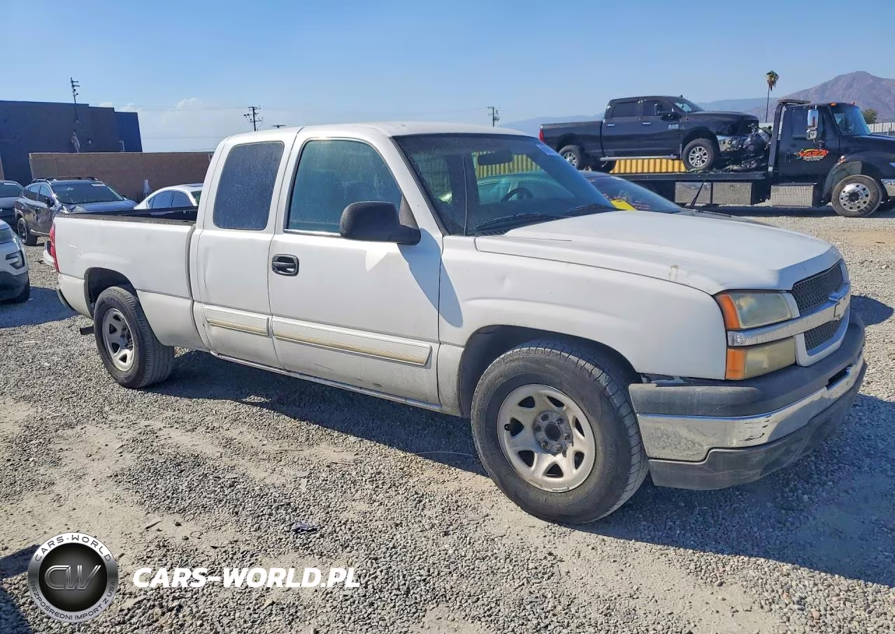 2003 Chevrolet Silverado C1500 VIN:2GCEC19T831334060 - 4