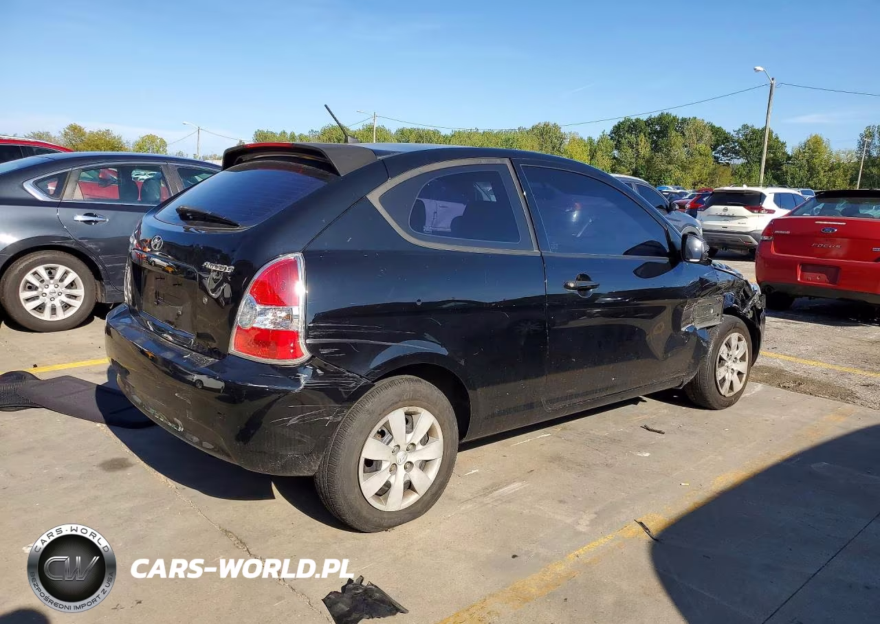2010 Hyundai Accent Gs VIN:KMHCM3AC0AU174099 - 3