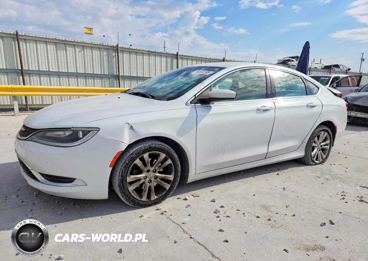 2015 Chrysler 200 Limited