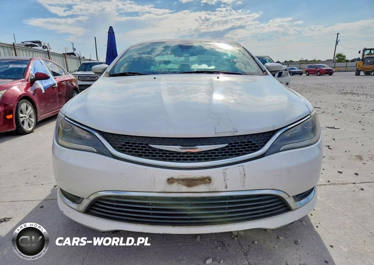 2015 Chrysler 200 Limited VIN:1C3CCCAB3FN652908 - 5