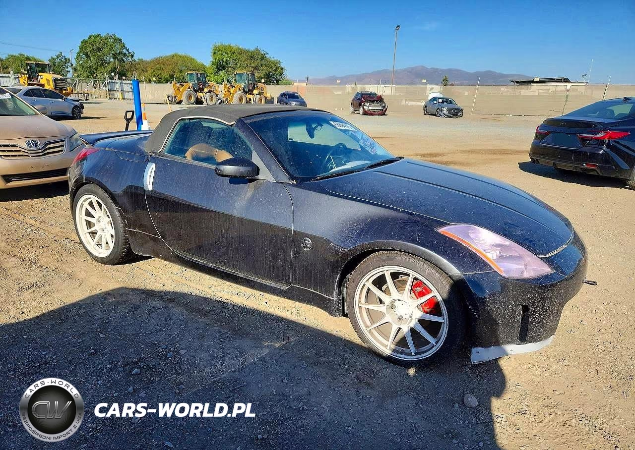 2005 Nissan 350Z Enthusiast VIN:JN1AZ36A75M753538 - 4
