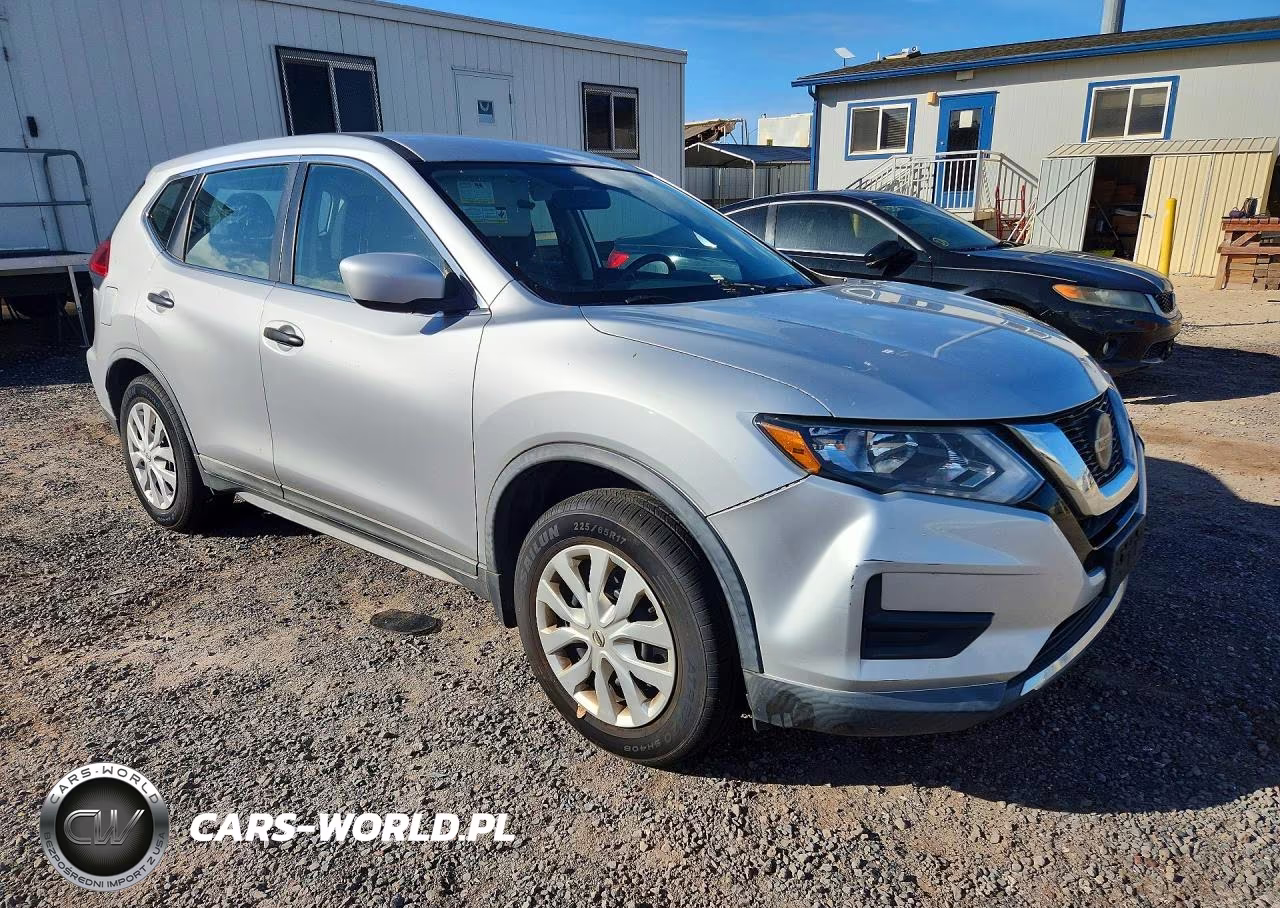 2018 Nissan Rogue S VIN:KNMAT2MT8JP558151 - 4