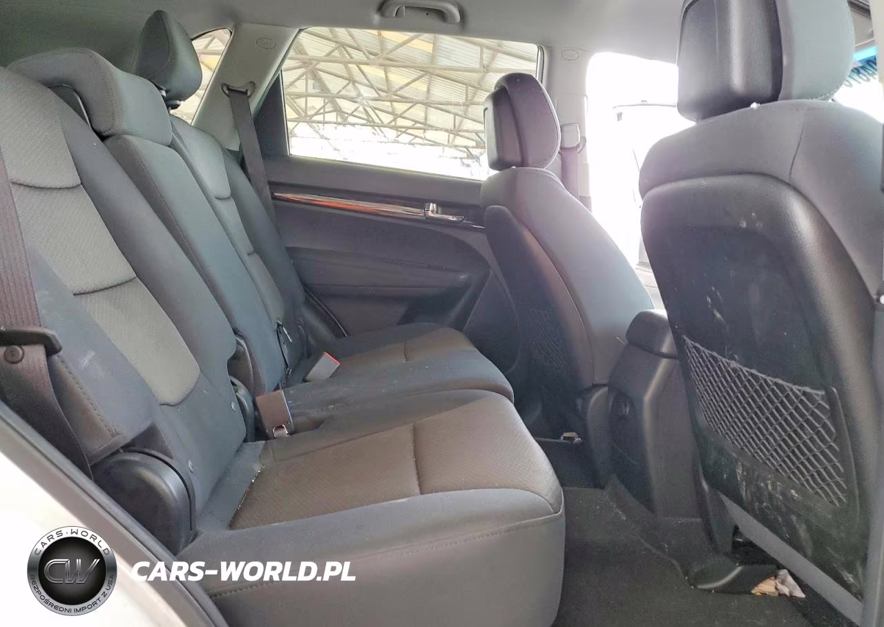 2013 Kia Sorento Lx VIN:5XYKT3A63DG406424 - 10